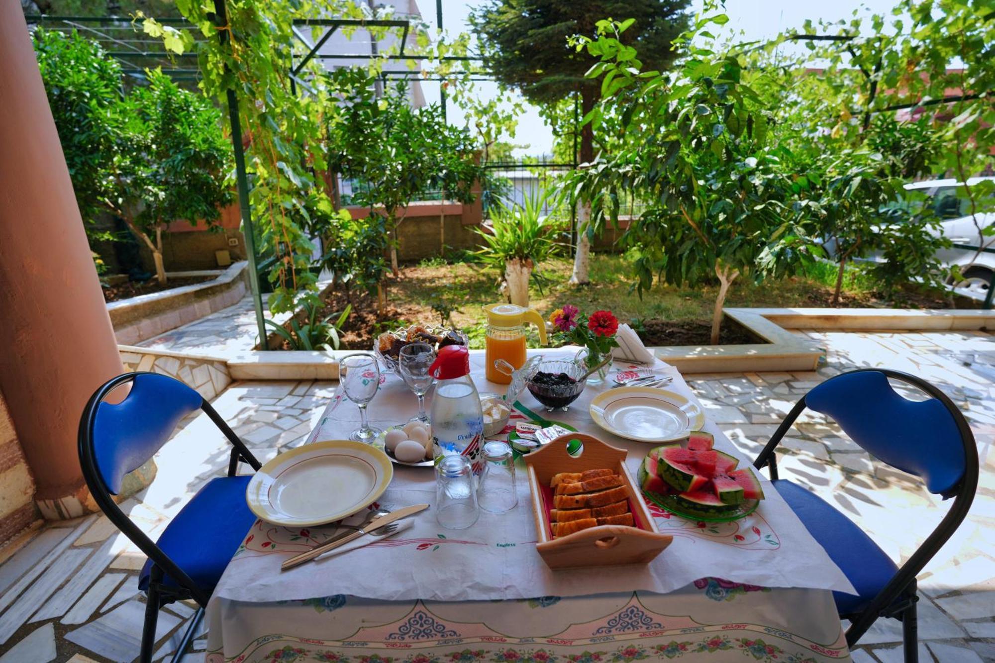 The View Rooms And Terrace Gjirokastër Exterior foto